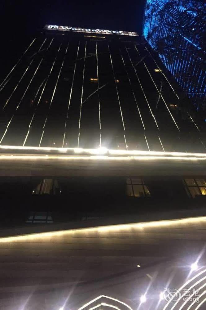 Wanda Vista Kunming Hotel Exterior photo